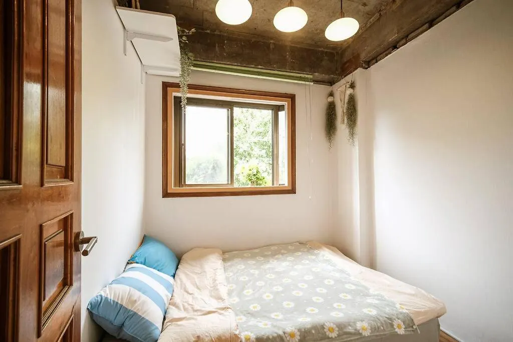 Apartamento Comfy Leafy In Yeonnam Seúl Corea del Sur