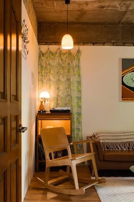 Apartamento Comfy Leafy In Yeonnam Seúl 0*,
